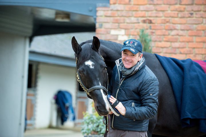 Alan Davies Mr. Glossy – Horse Finishing Brush for Ultimate Shine